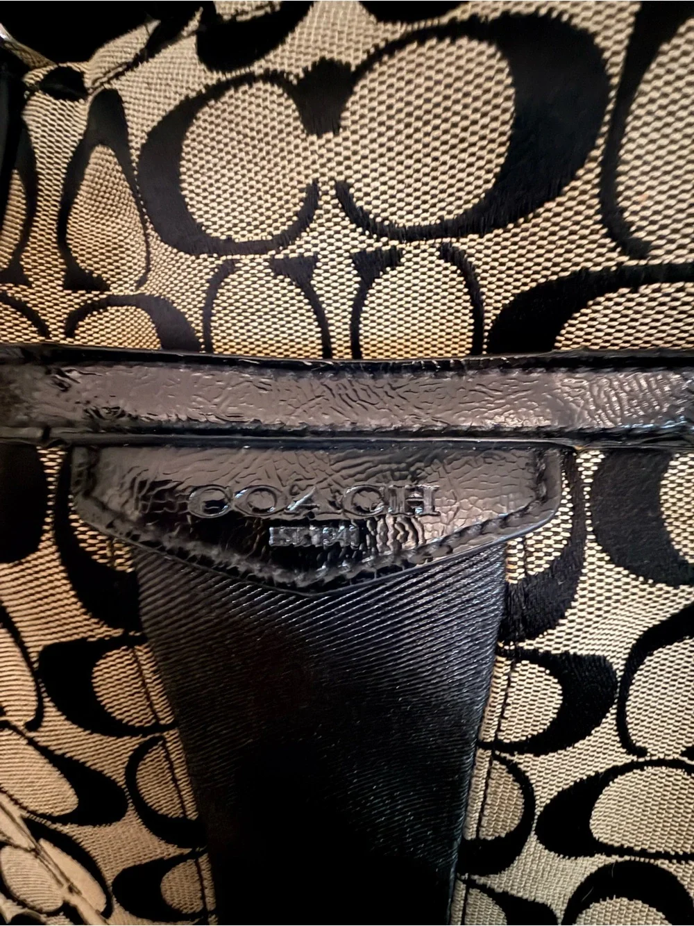 Vintage Y2K Signature Strip Tote F28504